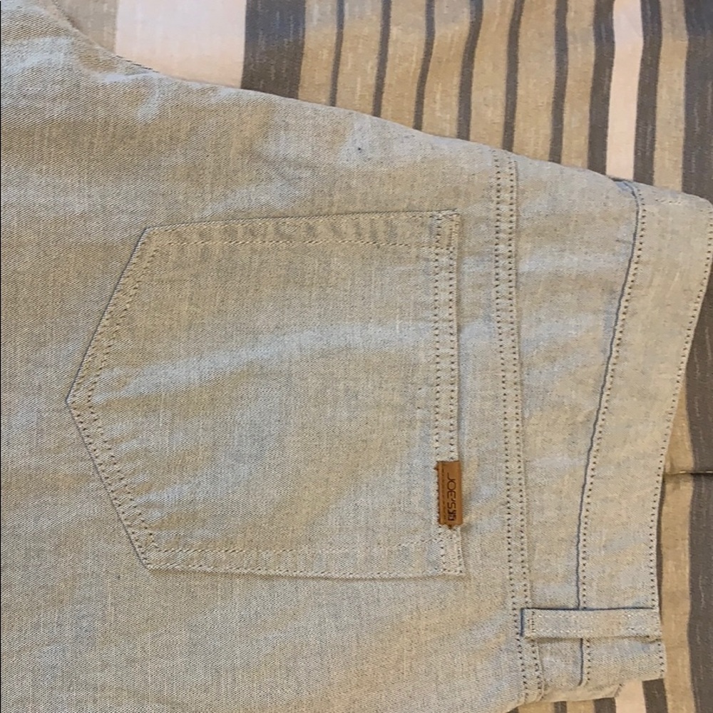 Joe’s Jean brixton style size 38!  Never worn!